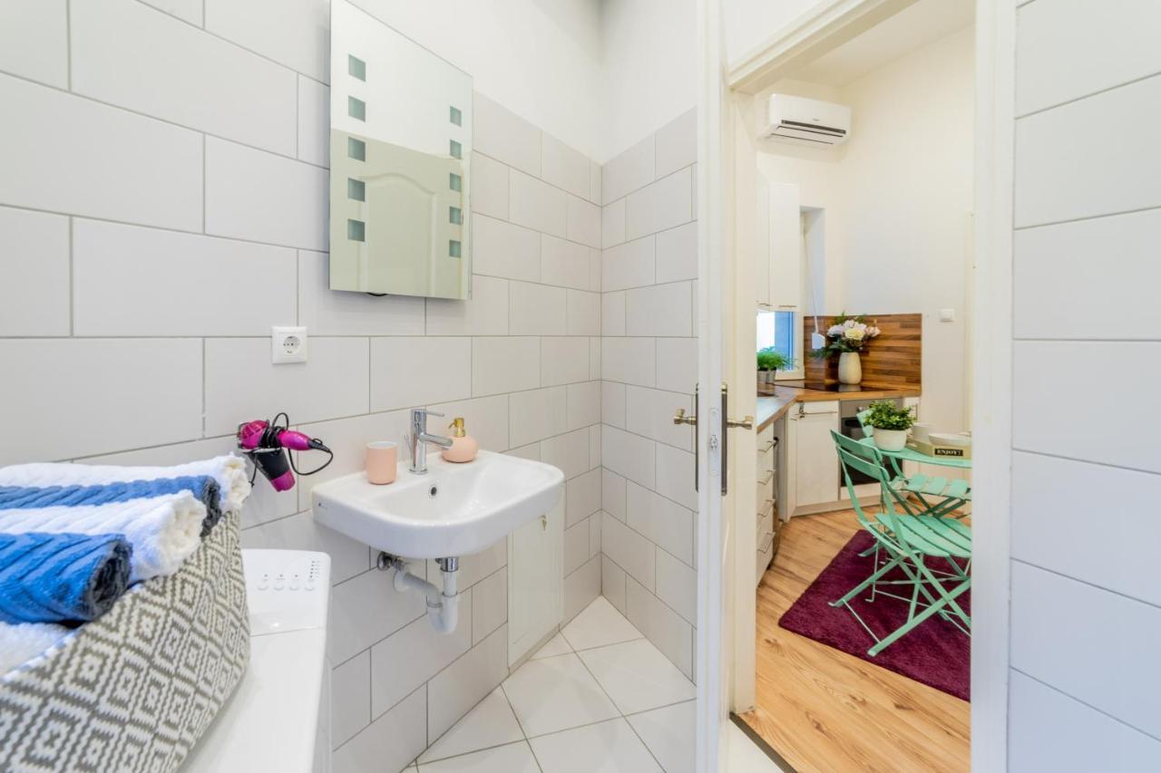 Real Apartments Anker II Βουδαπέστη Εξωτερικό φωτογραφία